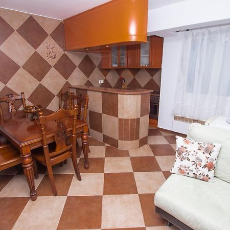 Lea Apartment Бар Экстерьер фото