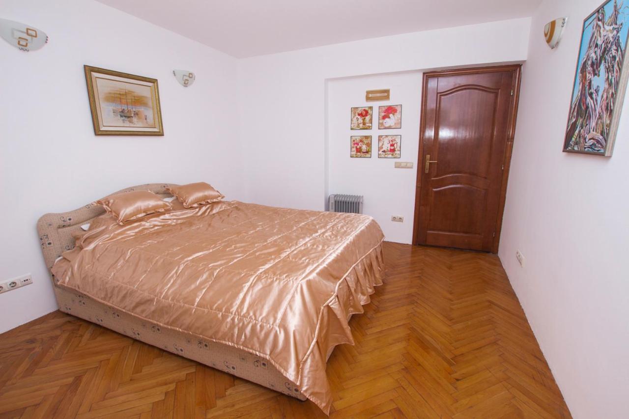 Lea Apartment Бар Экстерьер фото