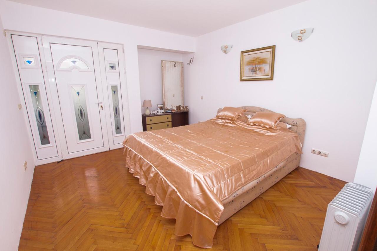 Lea Apartment Бар Экстерьер фото