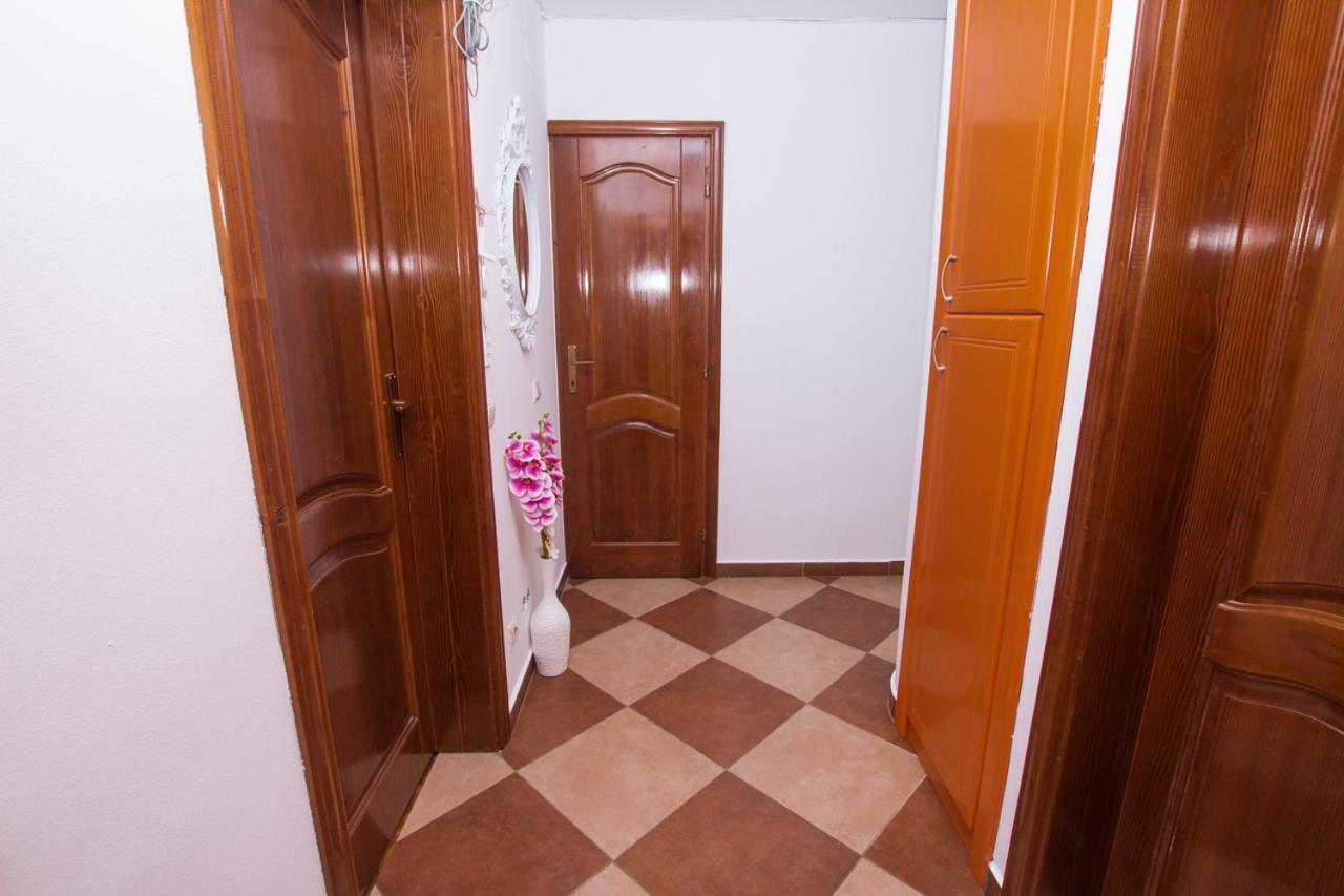 Lea Apartment Бар Экстерьер фото