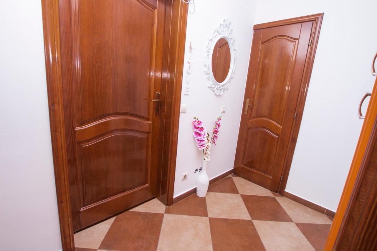 Lea Apartment Бар Экстерьер фото