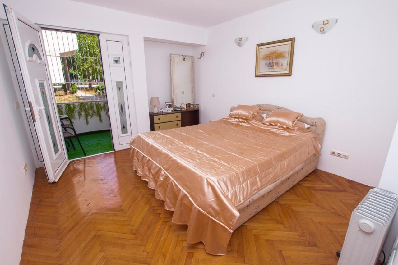 Lea Apartment Бар Экстерьер фото