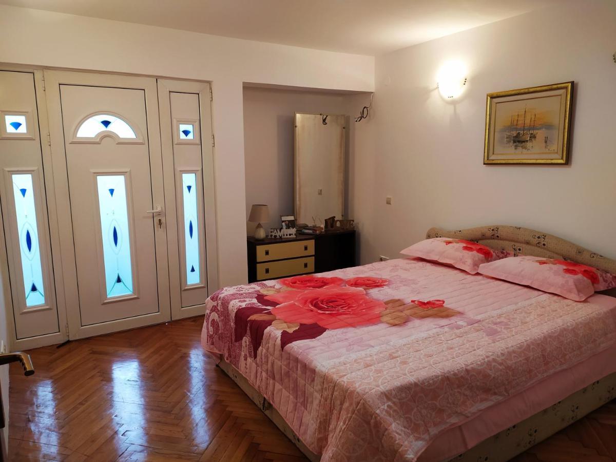 Lea Apartment Бар Экстерьер фото